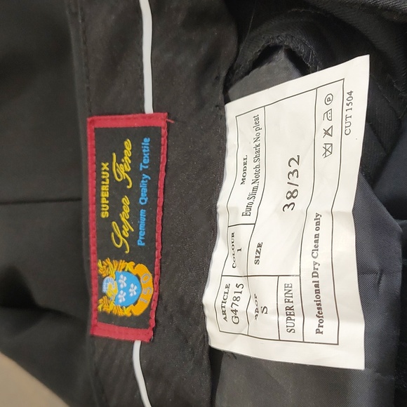 Men's Dress pants - Picture 3 of 3